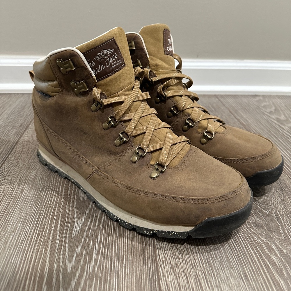North Face - Back to Berkeley Boots - Men Size 12